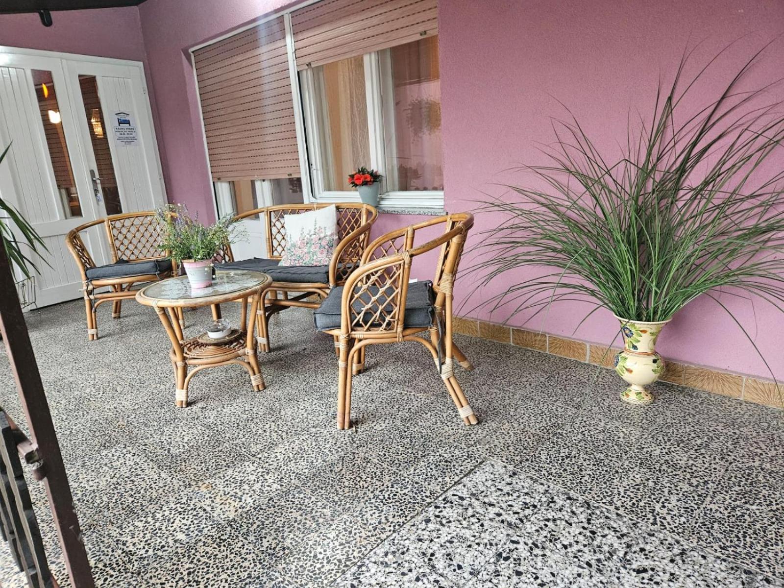 Apartmani, Sobe Ziza Bezdan Екстер'єр фото